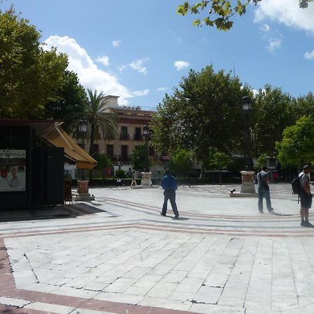 Amplio Apartamento Plaza Nueva Σεβίλλη Εξωτερικό φωτογραφία