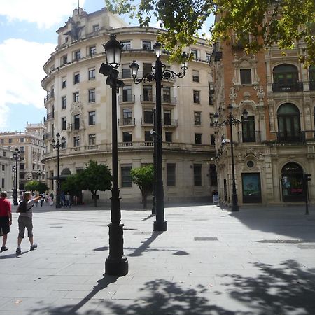 Amplio Apartamento Plaza Nueva Σεβίλλη Εξωτερικό φωτογραφία