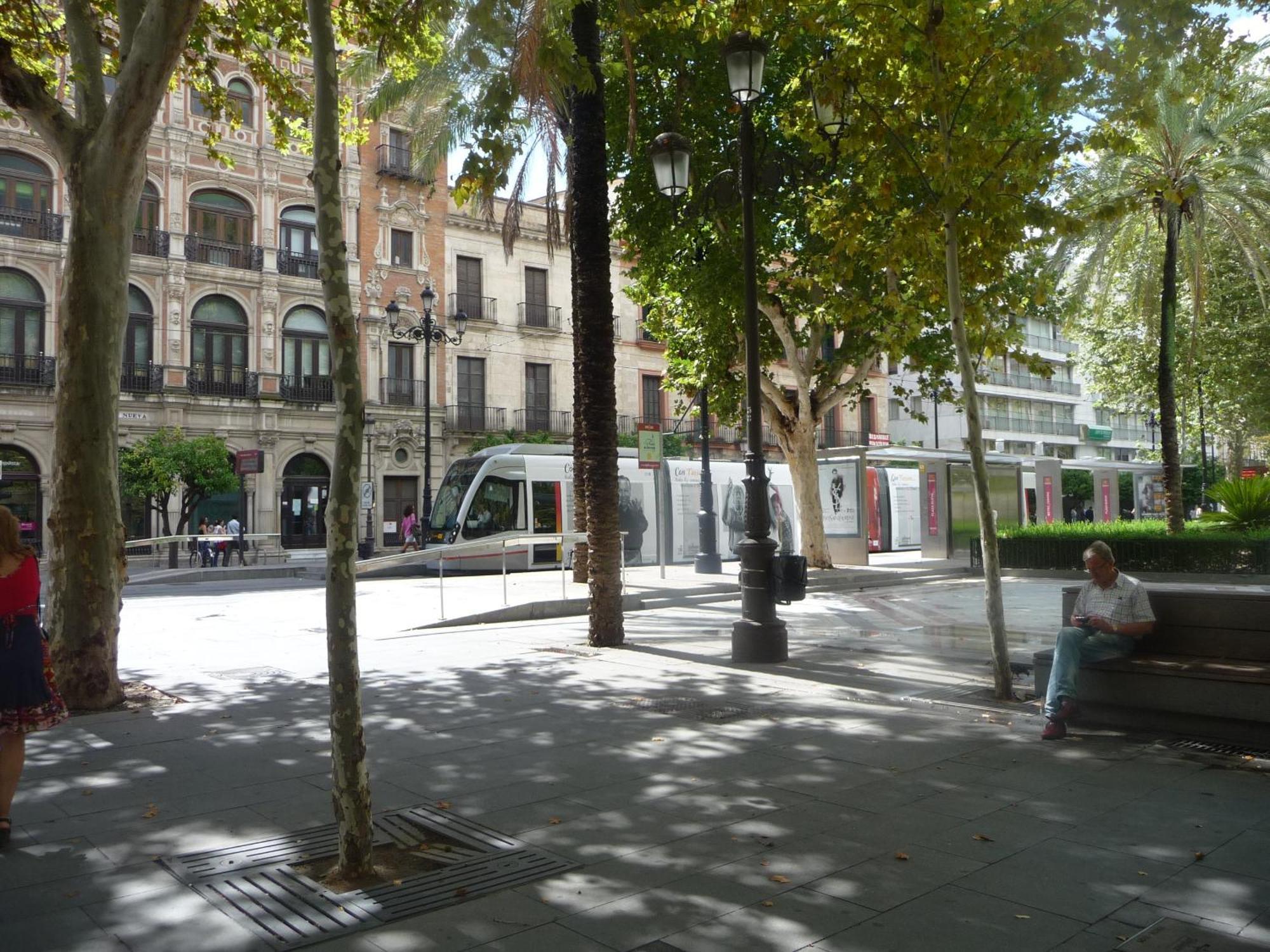 Amplio Apartamento Plaza Nueva Σεβίλλη Εξωτερικό φωτογραφία